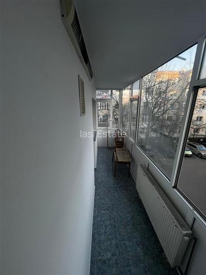 Apartament 3 camere Dacia - Decomandat