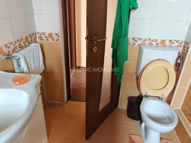 Apartament 5 camere pe 2 niveluri, in casa zona Florilor - 9