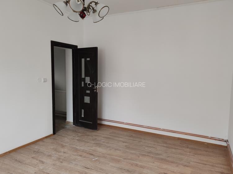 Casa 3 camere pretabila sediu firma zona Sprenghi - 6