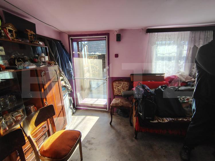 Casa individuala cu front mare la strada, 80 mp, teren 740 mp, Apahida