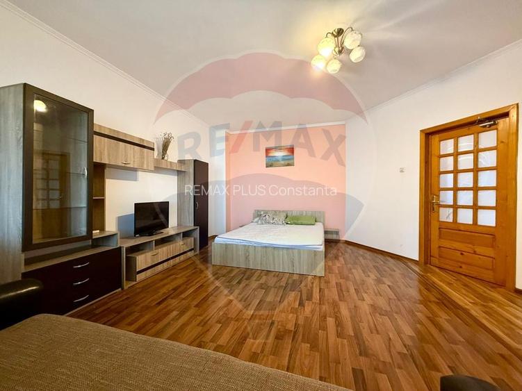 Pensiune de vanzare in Eforie Nord , Marea Neagra 300 mp teren - 14