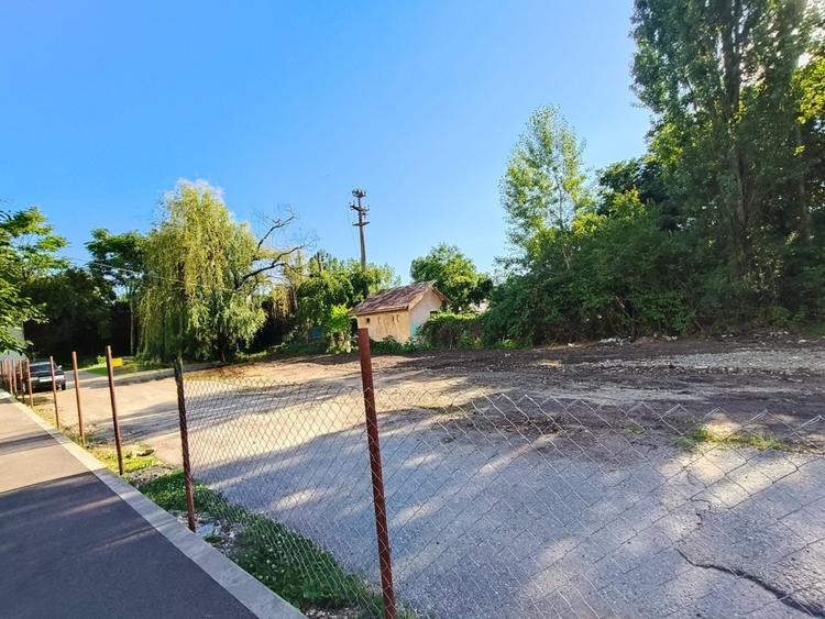 Teren intravilan de vânzare – Zona 9 Mai, Târgu Jiu | Comision 0%