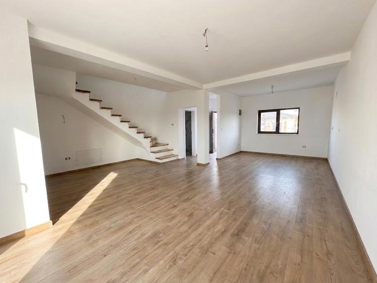 Duplex modern - 94 mp - Cartier asfaltat - Mosnita