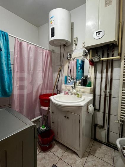 Apartament la casa,cu 5 camere, 89 mp, in zona centrala