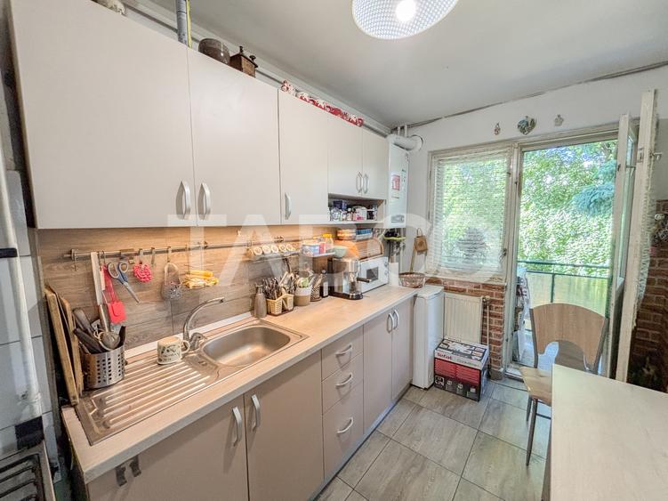 Apartament cu 3 camere si doua balcoane etaj 1 in Cartierul Gheorgheni