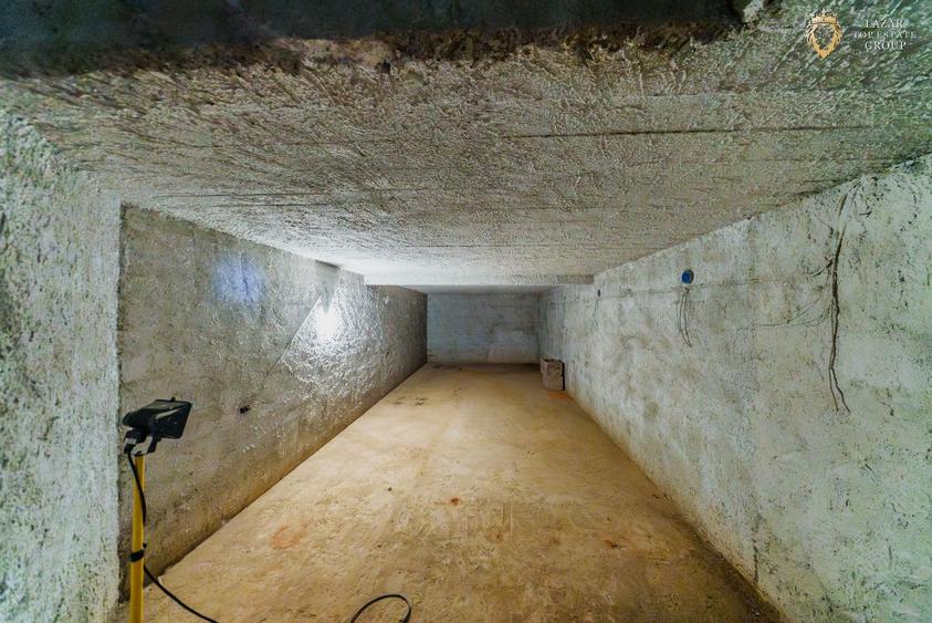 Vila zona Parneava