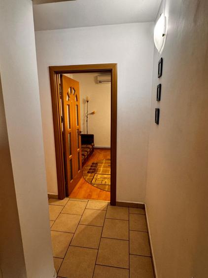 Apartament cu 2 camere decomandat, 50 mp,ultracentrala, zona Teatrul National