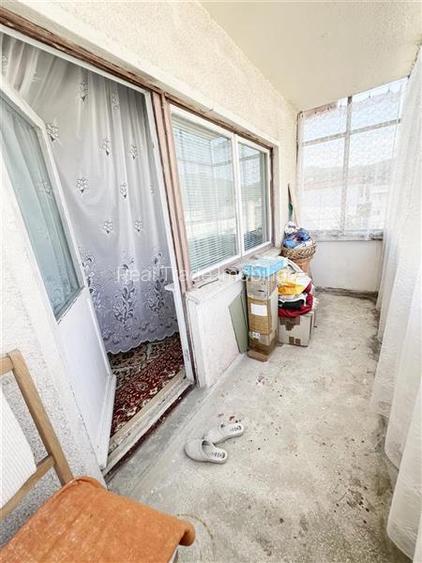 Apartament 3 camere, 2 bai, 2 balcoane, 78 mp, Carpatilor