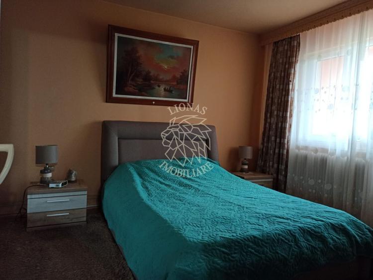 Casa 190 mp-teren 1860 mp-garaj-curte amenajata-Valea Sigmirului
