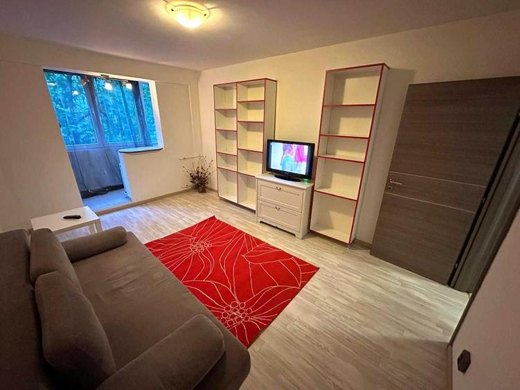 Apartament 2 camere renovat, 4 min metrou 1 Decembrie 1918, mobilat complet nou