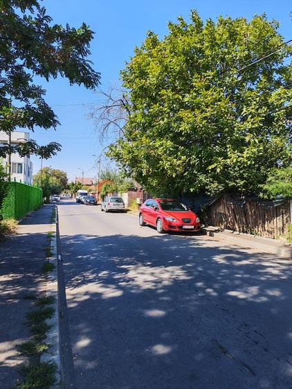 Teren cu deschidere mare si toate utilitatile