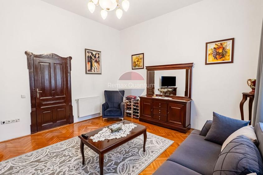 Casă de vânzare 4 camere ultracentral Oradea - 2
