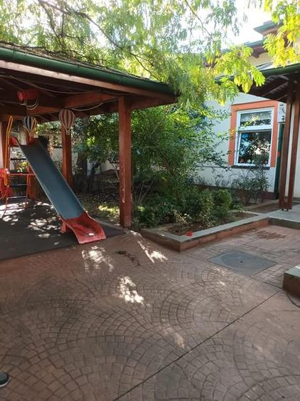 Vila la inchiriere