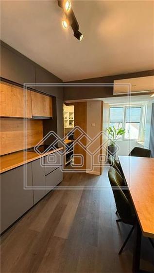 Apartament tip duplex de inchiriat in Sibiu – 5 camere, 119,5 mp si 2 balcoane –