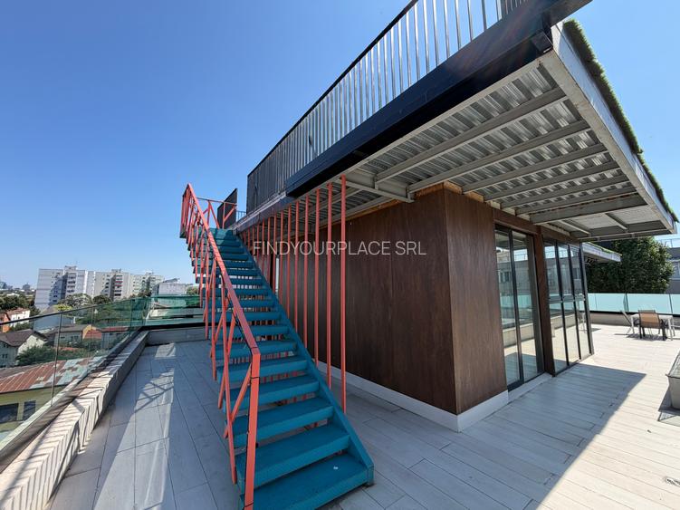 Penthouse în bloc nou boutique,500mp terase,2 parcări incluse