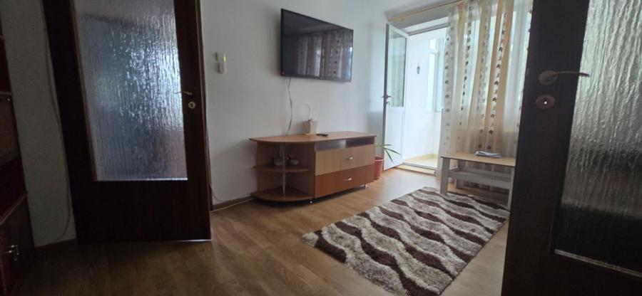 Vânzare apartament 2 camere , etaj 3/4, Aleea Trandafirilor Târgoviște