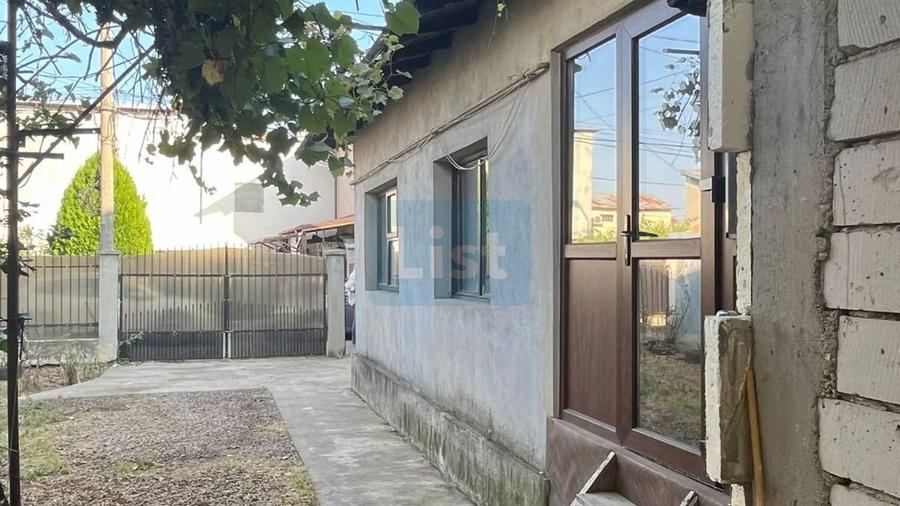 Casa Duplex partial finalizata, zona Andrei Muresanu