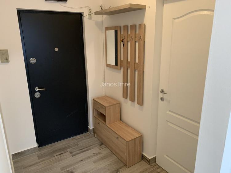 Apartament cu 2 camere, Zona Centrala - 3