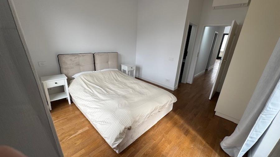 PENTHOUSE EXCLUSIVIST - MOBILAT  - GATA DE MUTARE