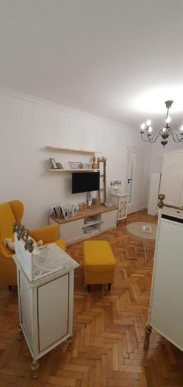 De inchiriat 2 camere ultracentral, mobilat si utilat premium