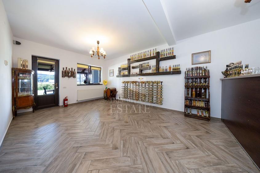 RASNOV| Cladire multifunctionala | De Vanzare | 350 mp | Vad comercial