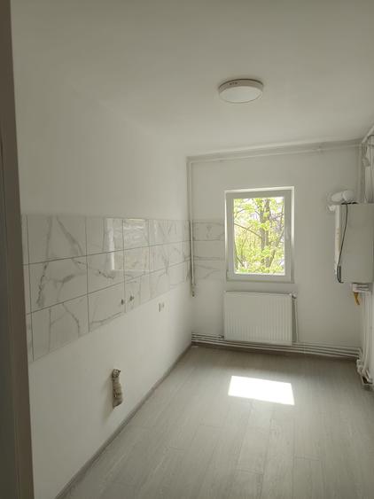 Nicolina-Belvedere!Renovat complet, 2cam-decomandat, etaj 2/4, 56mp