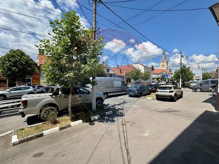 Spațiu comercial stradal de închiriat, Codlea
