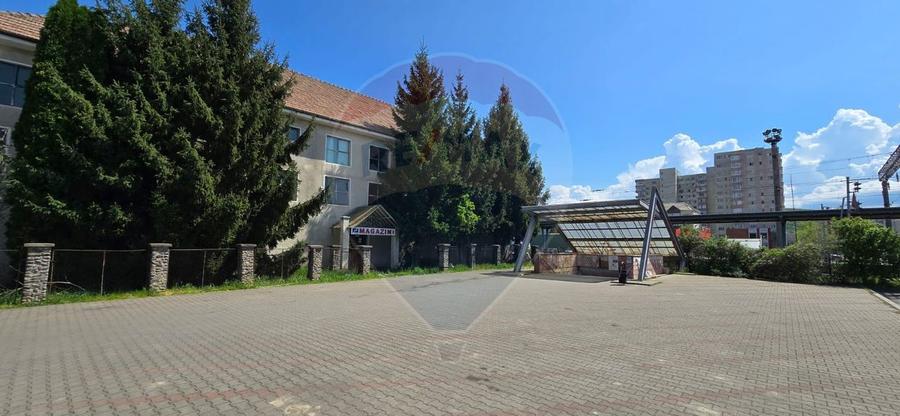 Spațiu comercial de închiriat – 204 mp – zona Pasaj, Bistrița