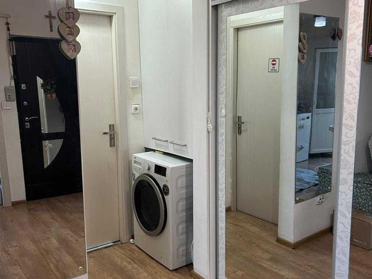 Vand apartament 2 camere Lapus Arges Et 1