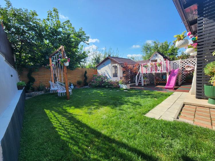 CASA DE VANZARE, 4 CAMERE, 2 BAI, 115 MP UTILI , NICOLINA-STRADA VECHE