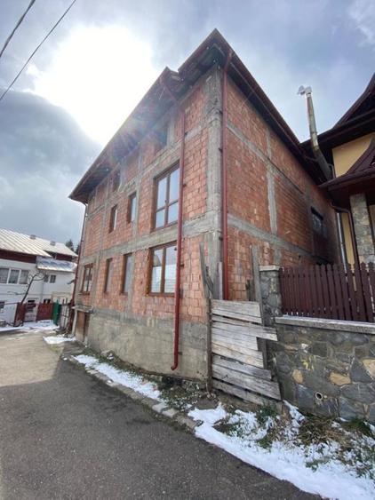 Casa de vanzare central Busteni, Jud. Prahova