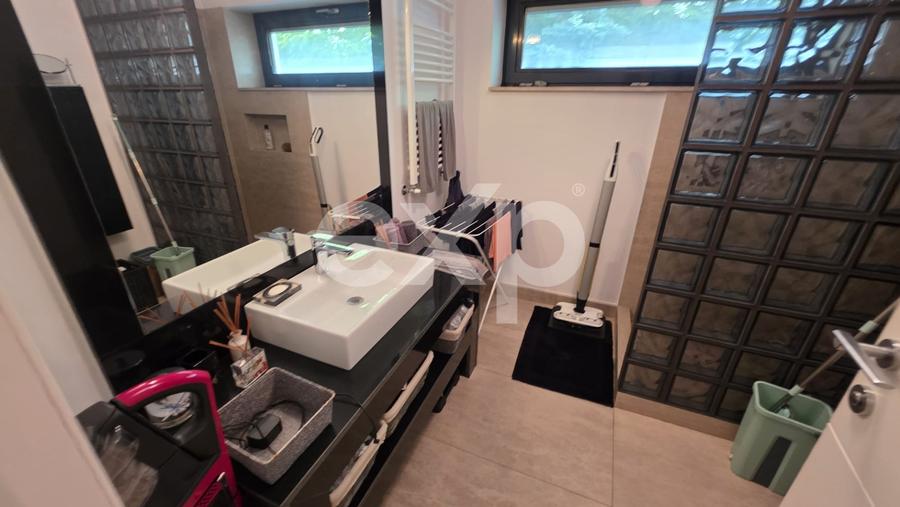Apartament 4 camere- parter + gradina + 3 locuri de parcare- Dorobanti Capitale