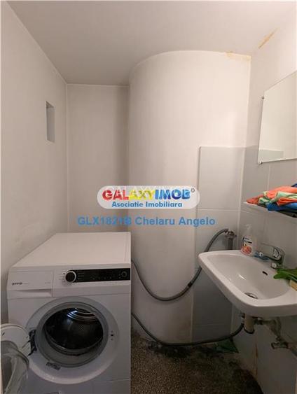 Unirii apartament 7 camere,suprafata utila 198 mp,stare bună