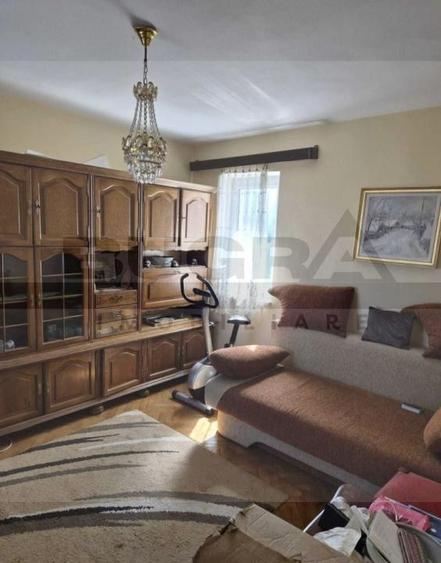 Apartament cu 3 camere, 66 mp, etaj intemediar, garaj, Zona Minerva