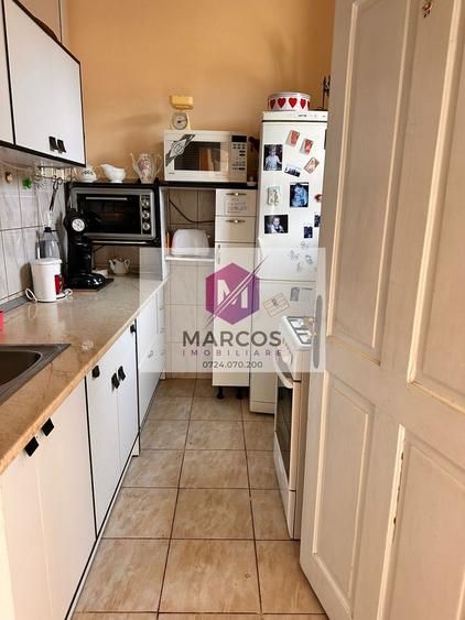 Vand casa 3 camere Muncitoresc