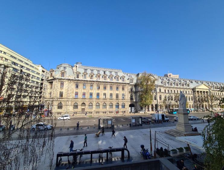 Spatiu Birou de Inchiriat Metrou Universitate 19 MP Acces si Paza 24/7