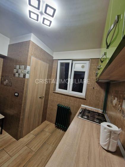 Închiriere Apartament cu 3 camere, mobilat complet, etaj 1, metrou Dristor - 5