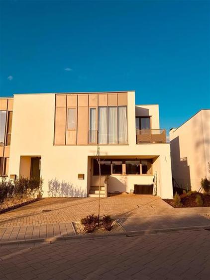 Casa lux - Tunari Amber Forest - 4 camere - 3 bai - 141mp - 310mp teren