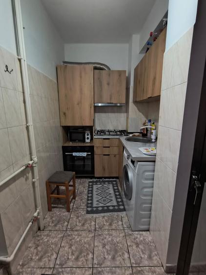 Km 4, garsoniera, 33 mp, 60.000 euro