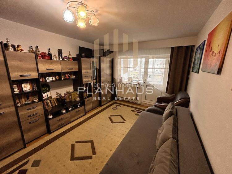 Apartament 3 camere de vânzare – Bld. Traian, Muzeul de Mineralogie - 2