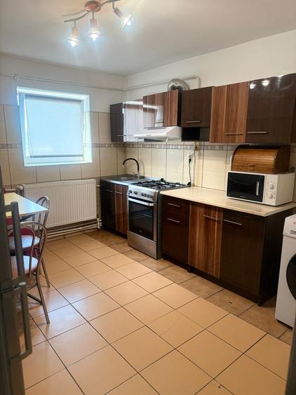 Apartament 3 camere Nicolina - Rond Vechi, mutare imediata