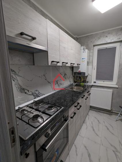 Apartament cu 3 camere, Renovat, Totul nou