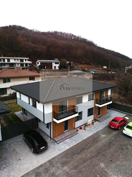 Duplex 4 camere/120 mp utili/ 180 mp curte/ Florești/Comision 0%
