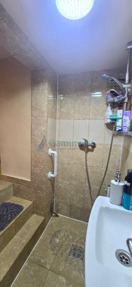 Apartament ultracentral cu doua dormitoare si loc de parcare,Oradea,Bihor