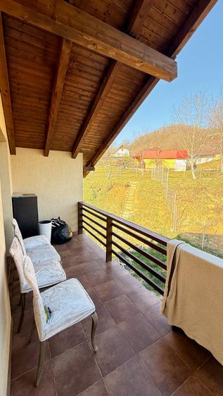 Duplex elegant, spațios – 370 mp | teren 12 ari | Baia Mare – zona Griviței