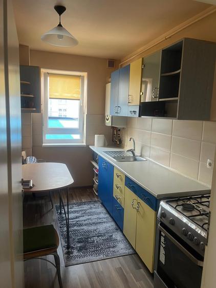 Apartament 2 camere Tractorul-Avantgarden,decomandat,parcare,137000 Euro