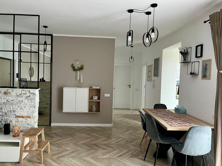 Apartament cu 3 camere modern, Andrei Mureșanu, parcare subterană, terasă