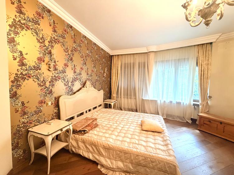 Apartament elegant de închiriat 3 camere, 160 mp, în Primăverii