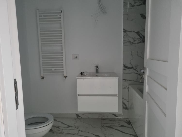Ultimele 2 Apartamente cu 2 camere,centrala proprie,zona Lacul Morii,TVA inclus