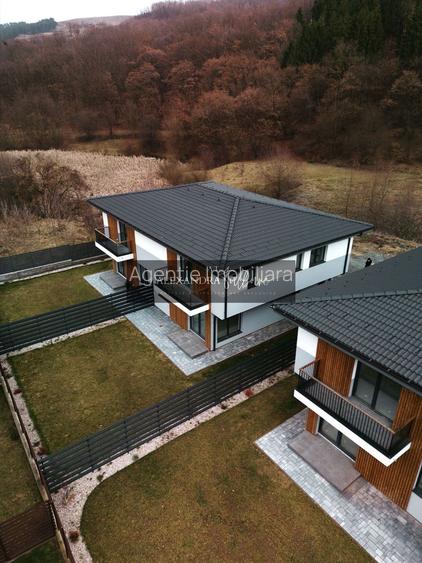 Duplex 4 camere DECOMANDATE, 120 mp utili, 180 mp curte, P+ET+POD - 32
